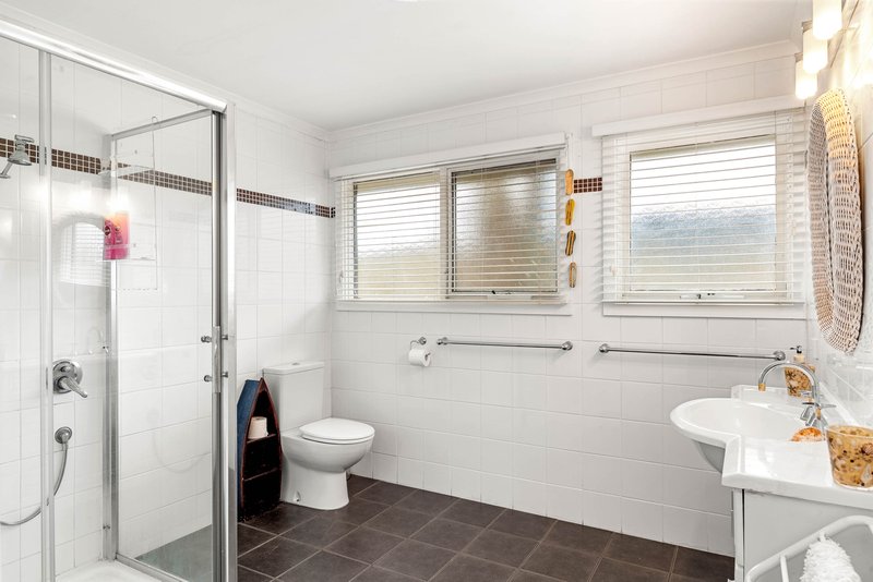 Photo - 73 Hallway Drive, Wimbledon Heights VIC 3922 - Image 6