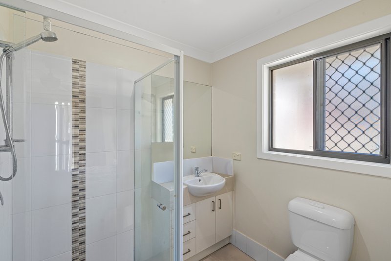 Photo - 73 Hanover Drive, Pimpama QLD 4209 - Image 8