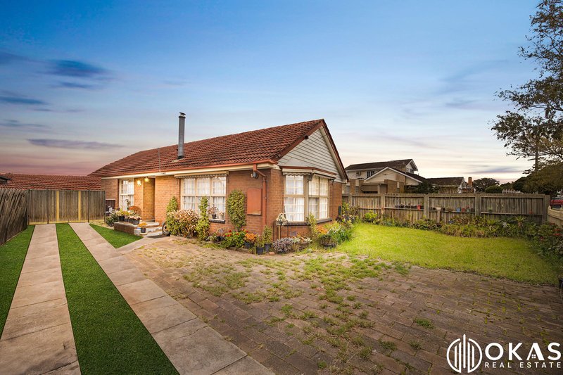 Photo - 73 Heaths Road, Hoppers Crossing VIC 3029 - Image 1