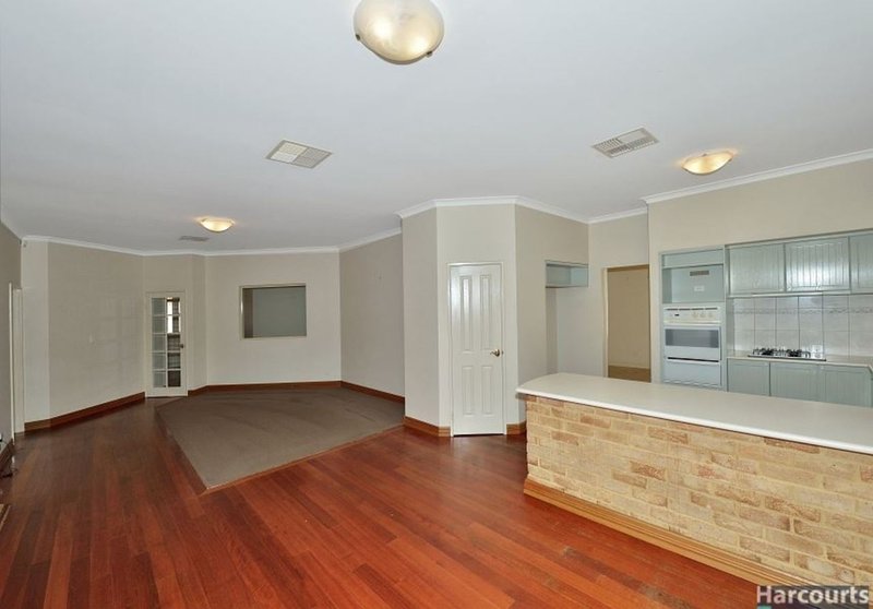 Photo - 73 Heron Place, South Yunderup WA 6208 - Image 8