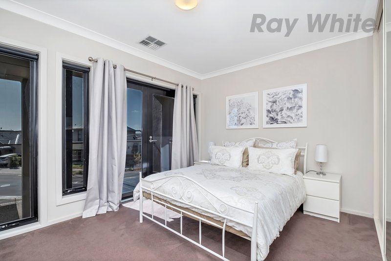 Photo - 73 Hindmarsh Cct , Mawson Lakes SA 5095 - Image 21