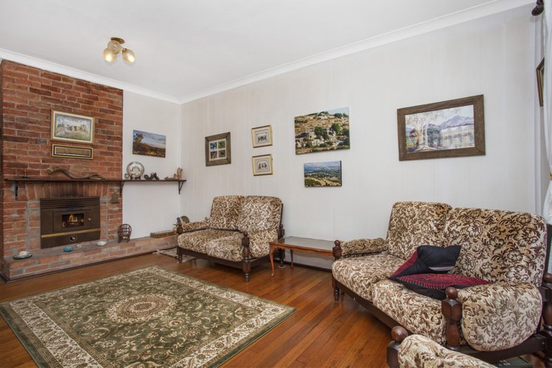 Photo - 73 Hooke Street, Dungog NSW 2420 - Image 4