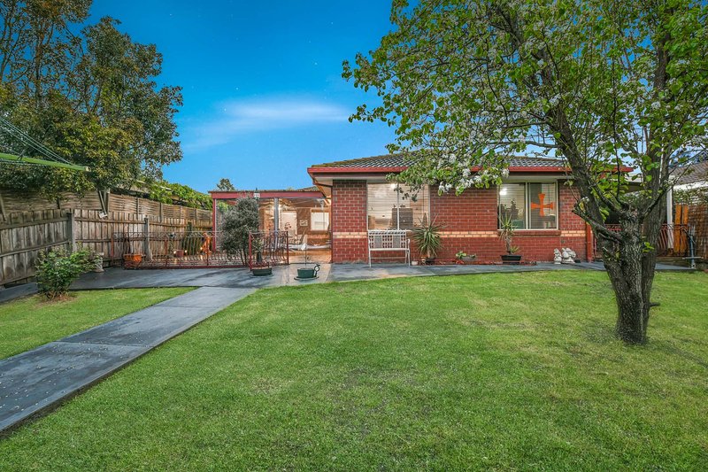 Photo - 73 Jarryd Crescent, Berwick VIC 3806 - Image 17