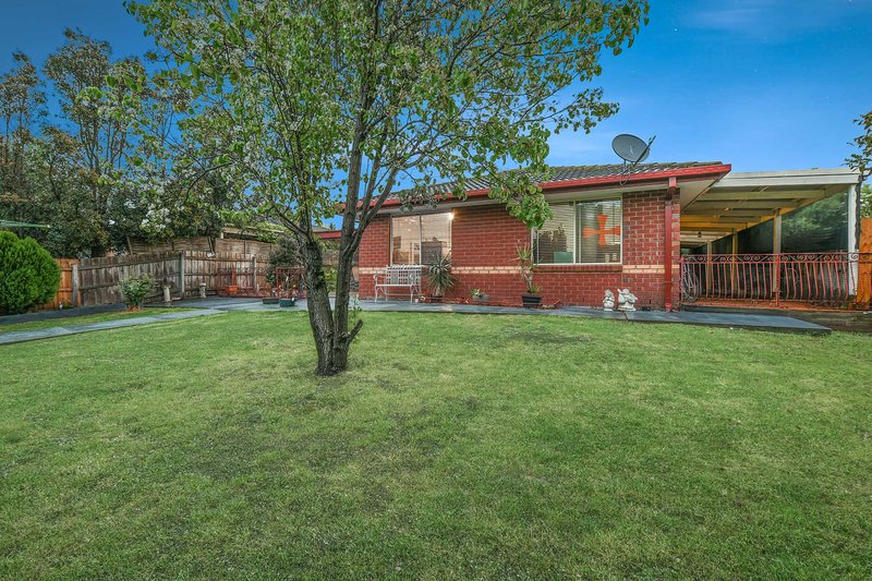 Photo - 73 Jarryd Crescent, Berwick VIC 3806 - Image 18