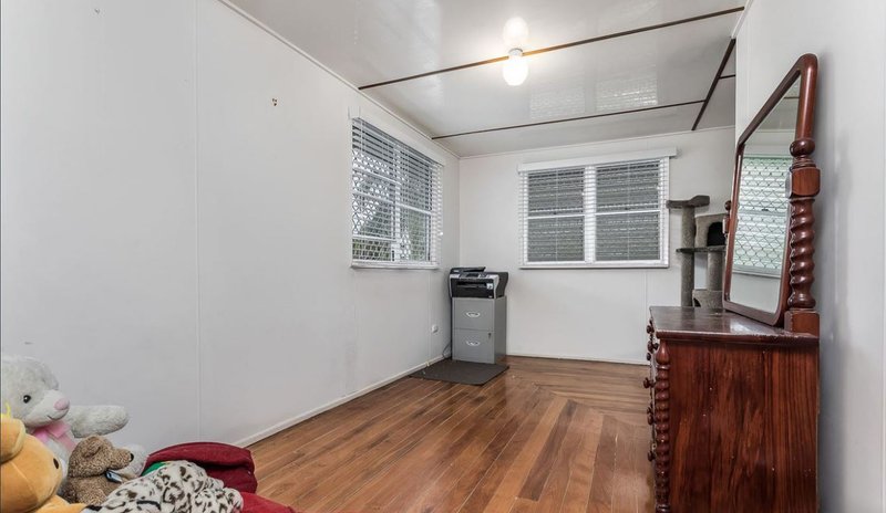 Photo - 73 John Street, Redcliffe QLD 4020 - Image 6