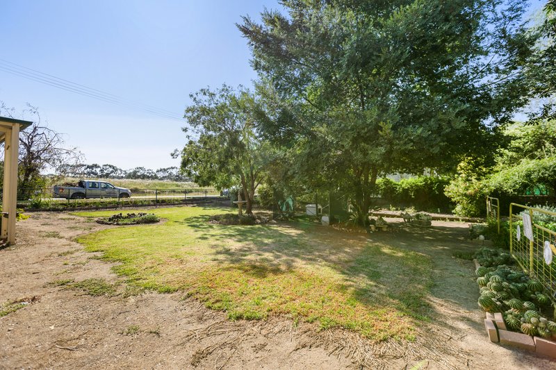 Photo - 73 Junction Street, Junee NSW 2663 - Image 11