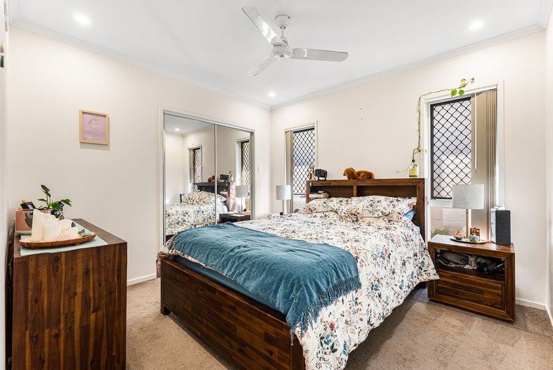 Photo - 73 Kallatina Street, Narangba QLD 4504 - Image 10