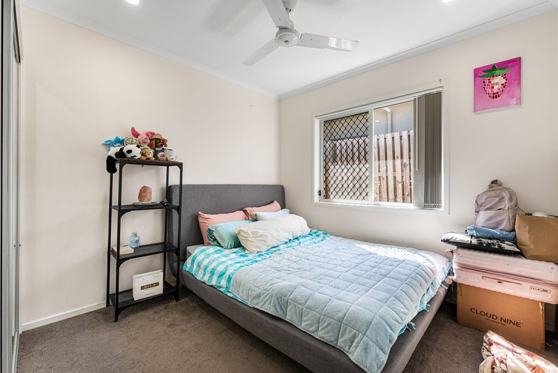 Photo - 73 Kallatina Street, Narangba QLD 4504 - Image 11