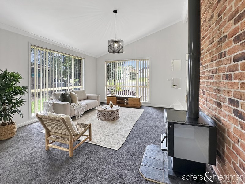 Photo - 73 Kindlebark Drive, Medowie NSW 2318 - Image 3