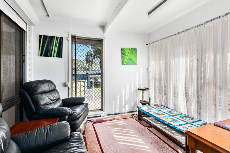 Photo - 73 Kingston Street, Oak Flats NSW 2529 - Image 4