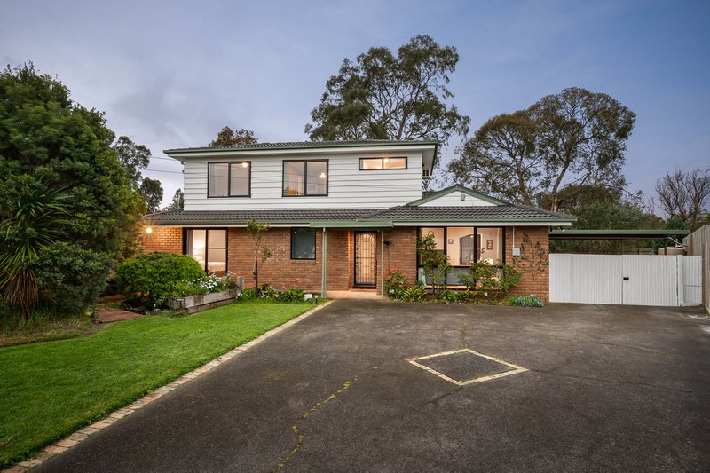 Photo - 73 Larnook Crescent, Aspendale VIC 3195 - Image 1