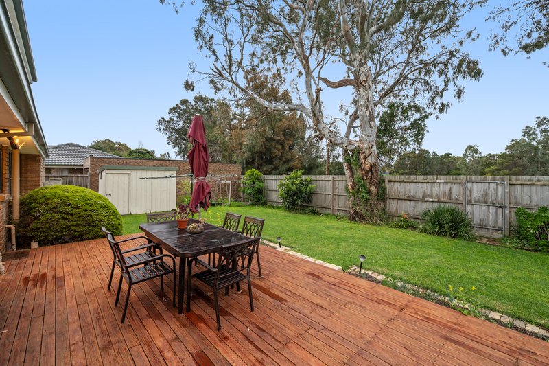 Photo - 73 Larnook Crescent, Aspendale VIC 3195 - Image 11