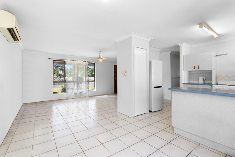 Photo - 73 Leonie Street, Deception Bay QLD 4508 - Image 2