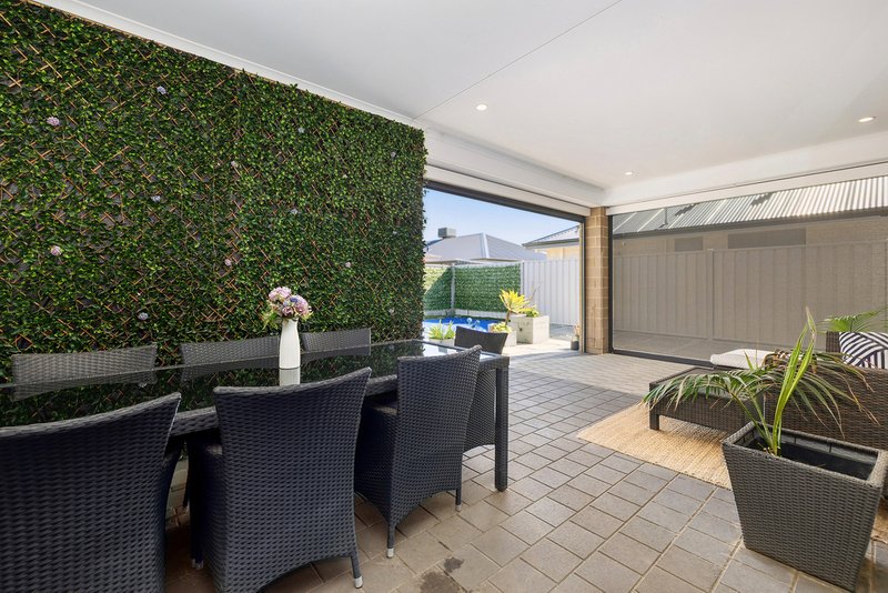 Photo - 73 Lexington Avenue, Hilbert WA 6112 - Image 24