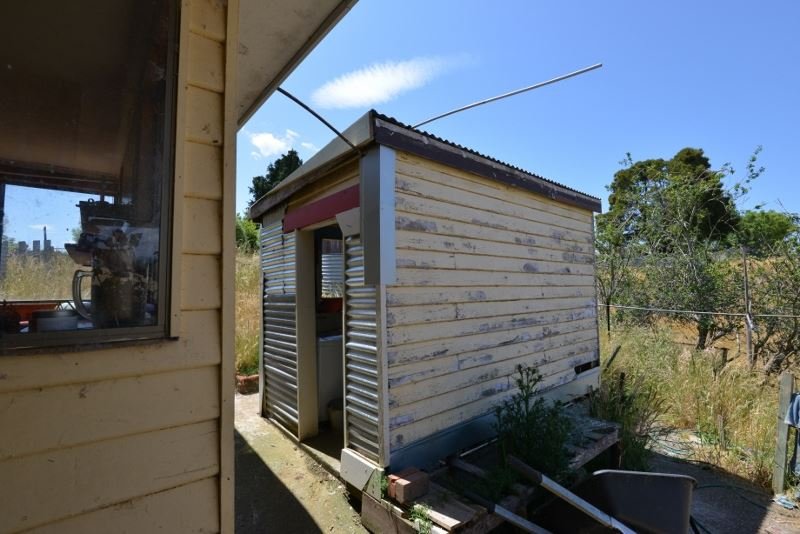 Photo - 73 Main Street, Wilmot TAS 7310 - Image 18