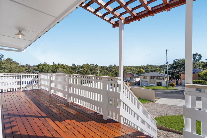 Photo - 73 Maundrell Terrace, Chermside West QLD 4032 - Image 2