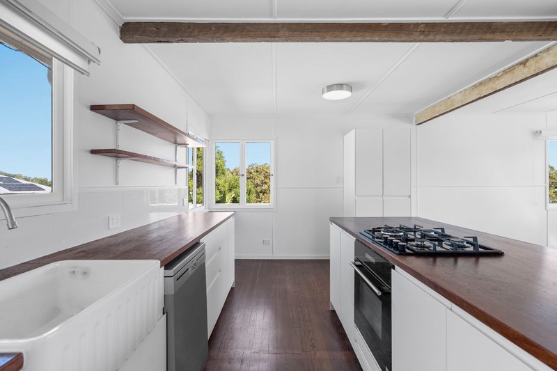 Photo - 73 Maundrell Terrace, Chermside West QLD 4032 - Image 7