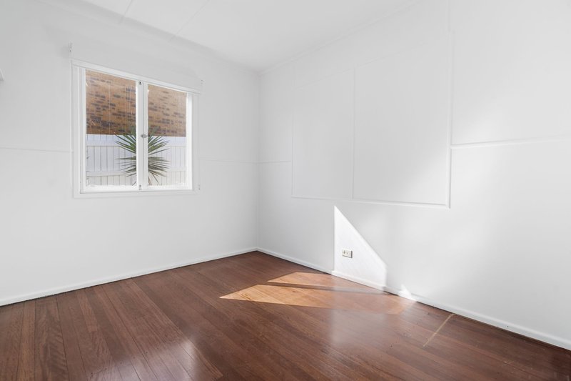 Photo - 73 Maundrell Terrace, Chermside West QLD 4032 - Image 9