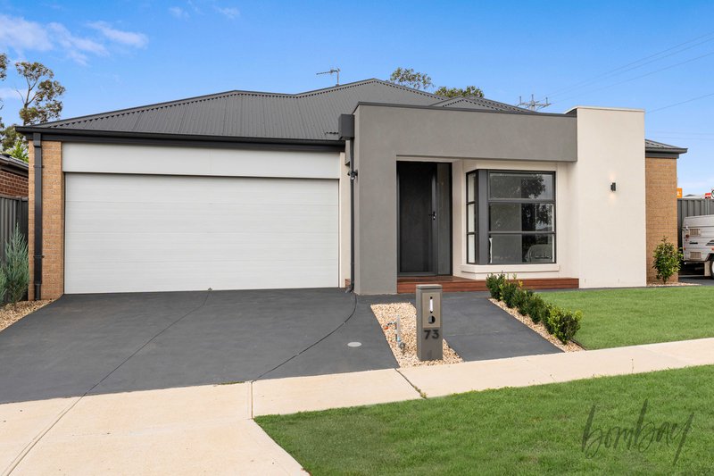 Photo - 73 Mayfield Crescent, Kilmore VIC 3764 - Image 2