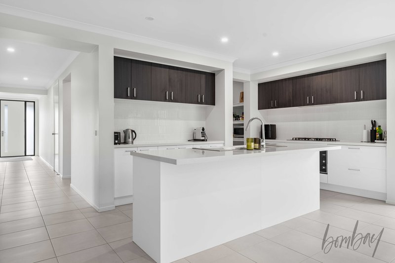 Photo - 73 Mayfield Crescent, Kilmore VIC 3764 - Image 3