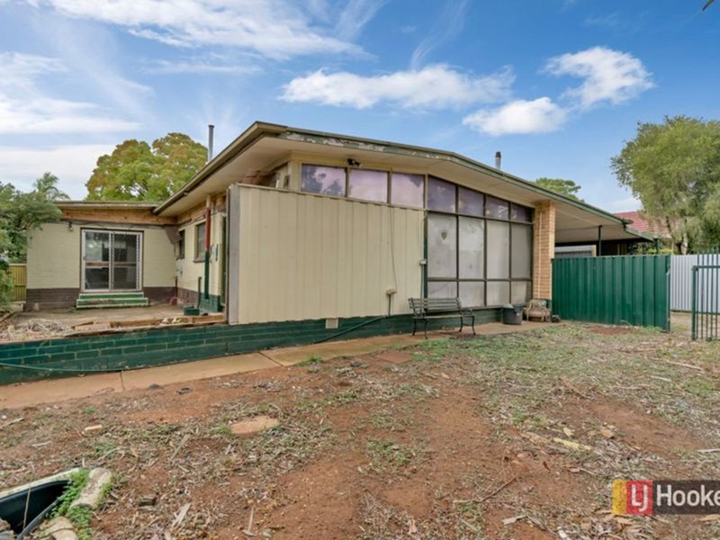 Photo - 73 Mckenzie Road, Elizabeth Downs SA 5113 - Image 2