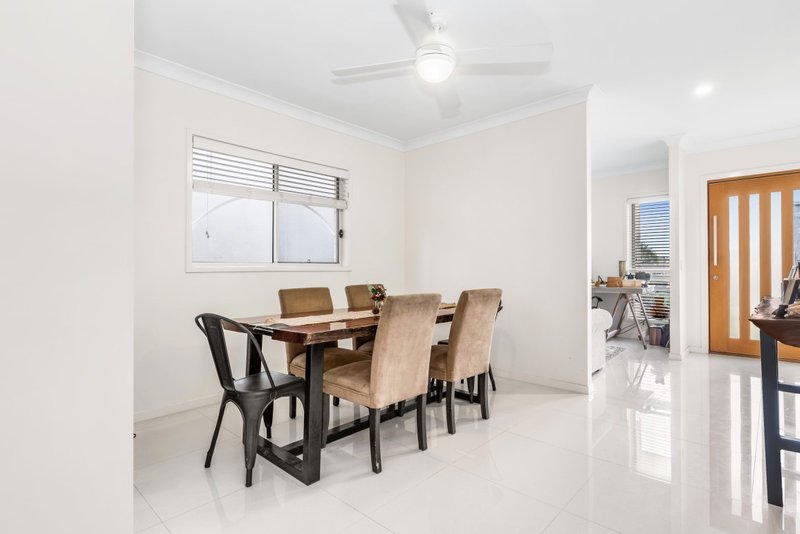 Photo - 73 Montegrande Circuit, Griffin QLD 4503 - Image 3