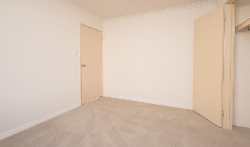Photo - 73 Montoro Drive, Port Kennedy WA 6172 - Image 13