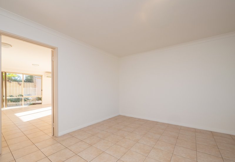 Photo - 73 Montoro Drive, Port Kennedy WA 6172 - Image 21