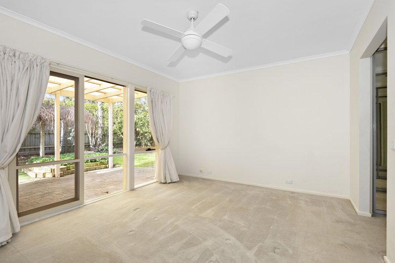 Photo - 73 Mount Erin Crescent, Frankston South VIC 3199 - Image 2