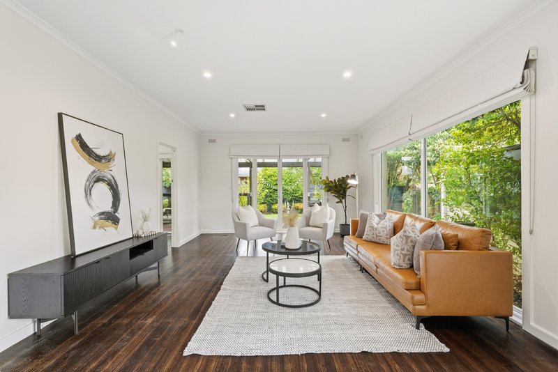 Photo - 73 Muir Street, Mount Waverley VIC 3149 - Image 2