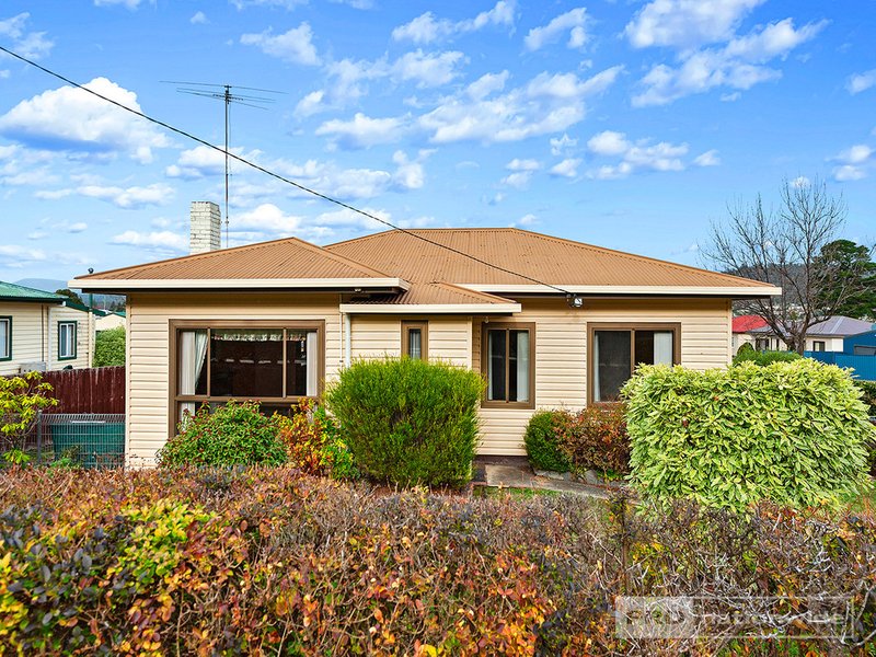 73 North Crescent, New Norfolk TAS 7140