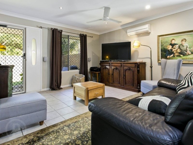 Photo - 73 Oakmere Street, Nudgee QLD 4014 - Image 9