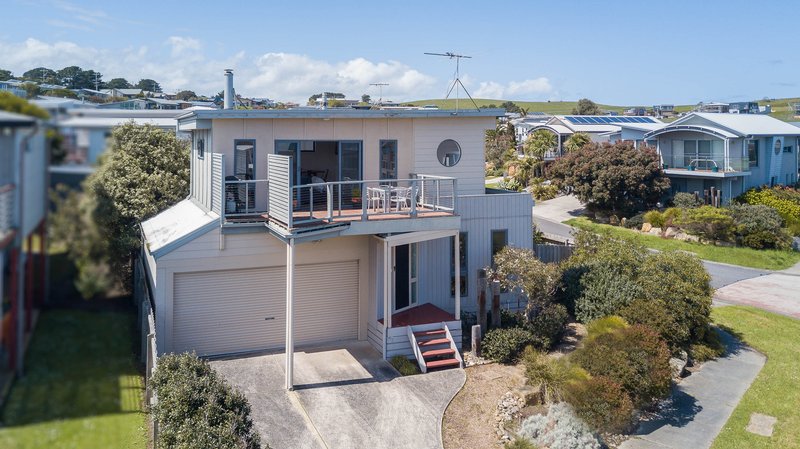 73 Penniwells Drive, San Remo VIC 3925