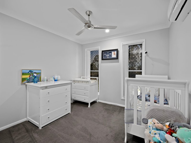 Photo - 73 Poinciana Avenue, Rifle Range QLD 4311 - Image 10