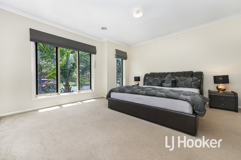 Photo - 73 Prendergast Avenue, Cranbourne East VIC 3977 - Image 5