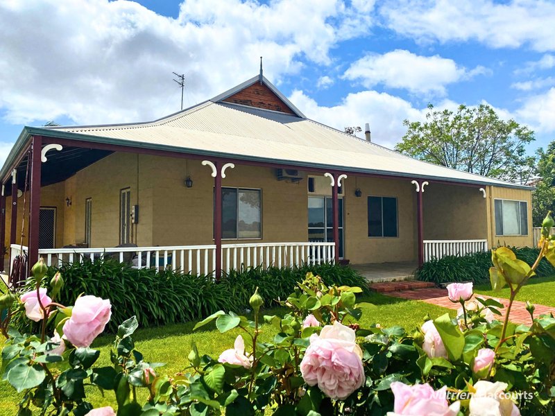 73 Rason Street, Kellerberrin WA 6410