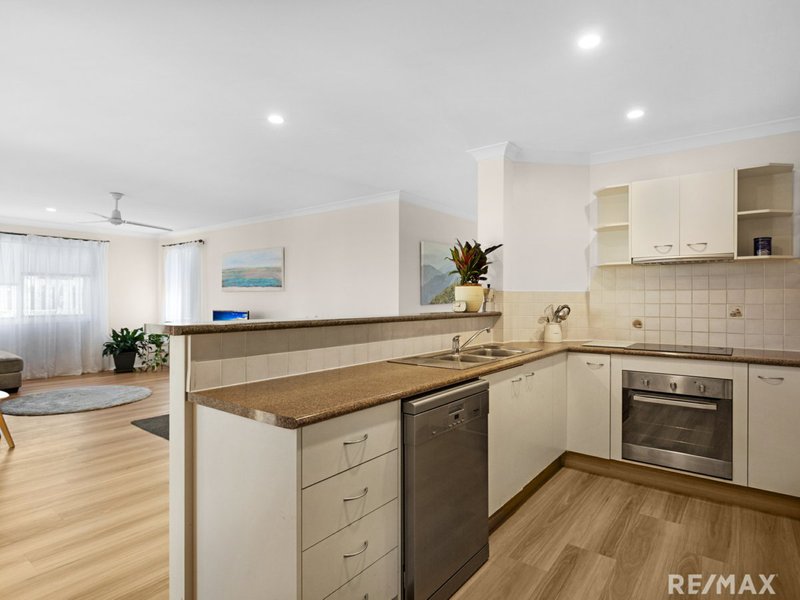 Photo - 73 Riverpark Drive, Nerang QLD 4211 - Image 4