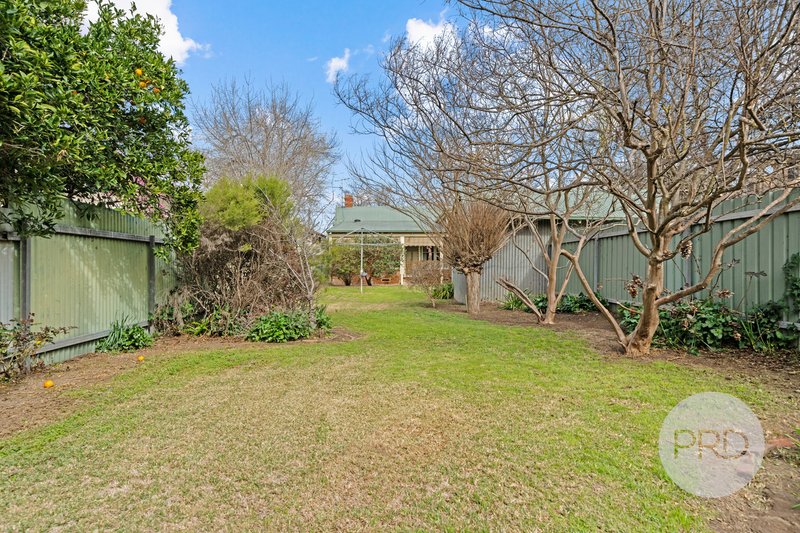 Photo - 73 Simmons Street, Wagga Wagga NSW 2650 - Image 11