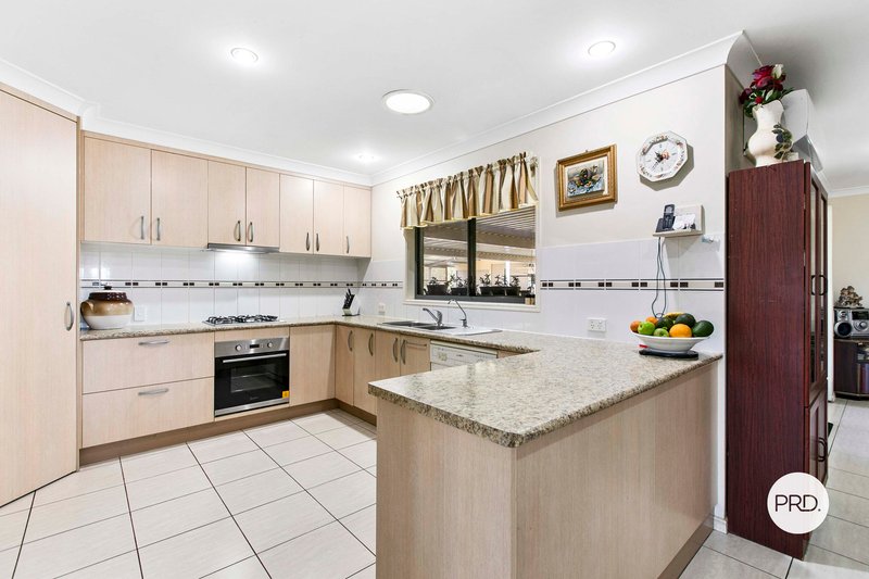 Photo - 73 Slater Street, Oakhurst QLD 4650 - Image 4