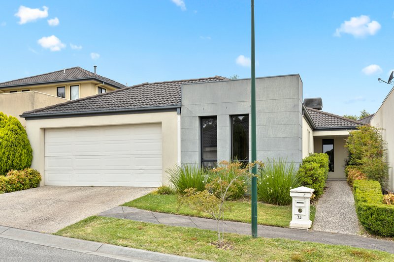 73 Sovereign Manors Crescent, Rowville VIC 3178