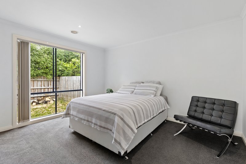 Photo - 73 Sovereign Manors Crescent, Rowville VIC 3178 - Image 7