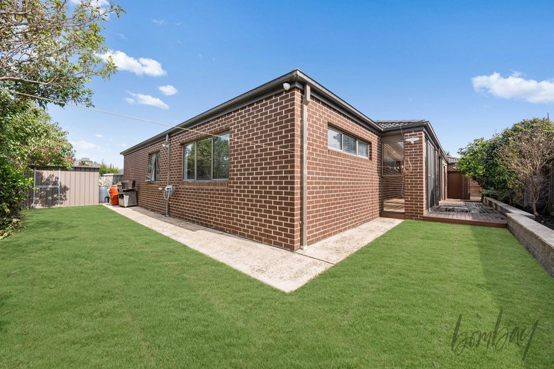 Photo - 73 Trillium Boulevard, Mickleham VIC 3064 - Image 25