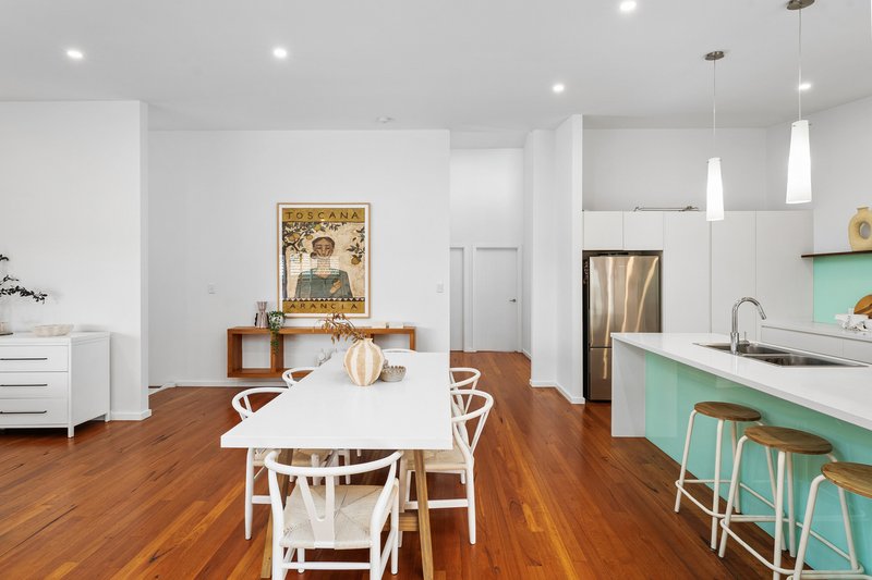 Photo - 73 Wairakei Road, Wamberal NSW 2260 - Image 4