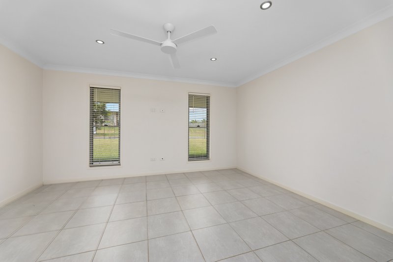 Photo - 73 Wattle Avenue, Beerburrum QLD 4517 - Image 8