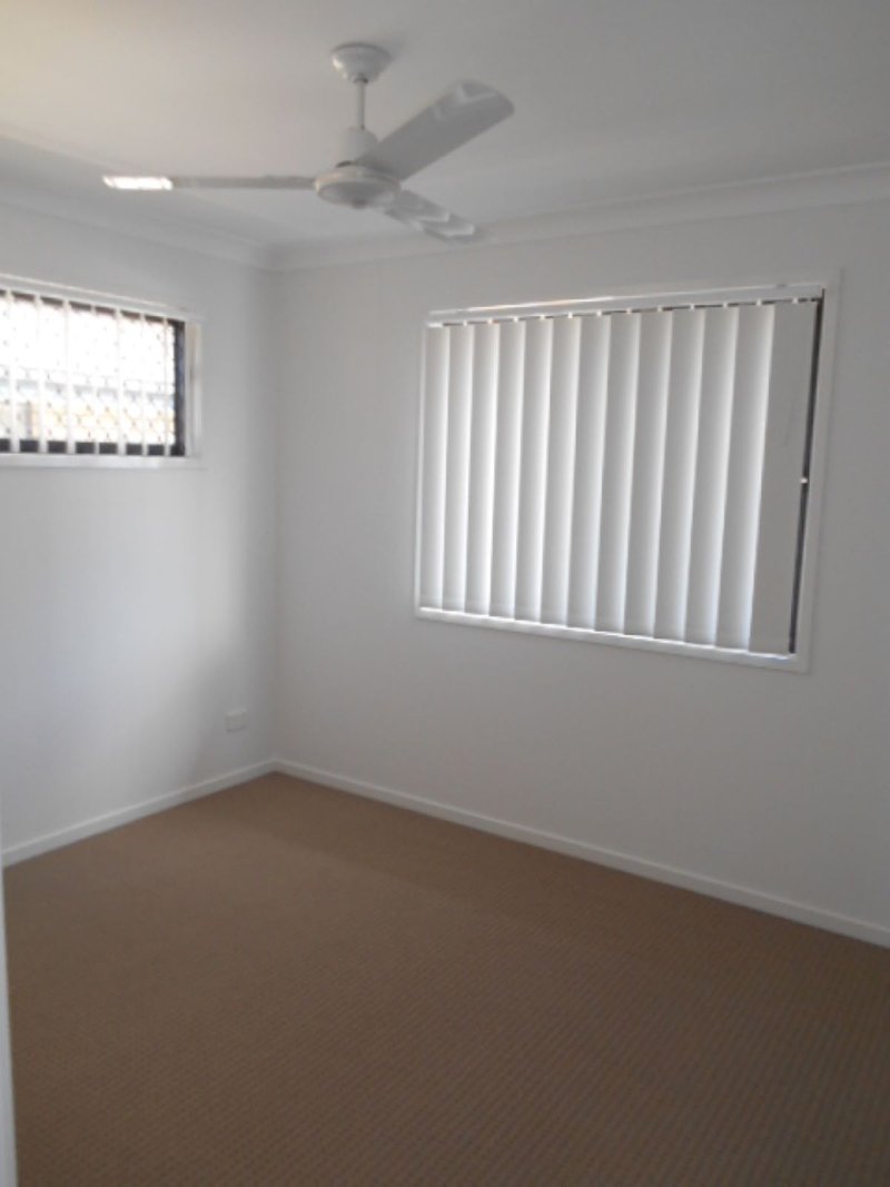 Photo - 73 Whites Road, Manly West QLD 4179 - Image 5