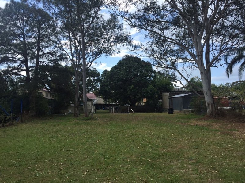 Photo - 73 Wommin Bay Rd , Chinderah NSW 2487 - Image 4