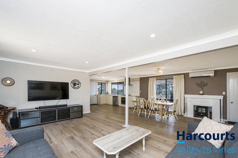 Photo - 73 Wowra Drive, Gingin WA 6503 - Image 8