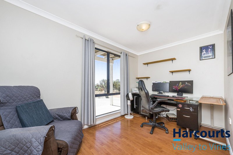 Photo - 73 Wowra Drive, Gingin WA 6503 - Image 10