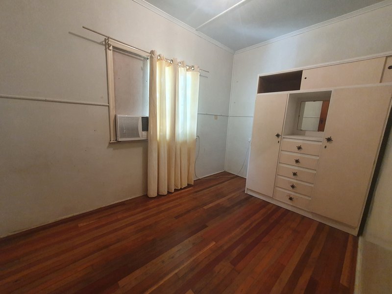 Photo - 73 Young Street, Ayr QLD 4807 - Image 11