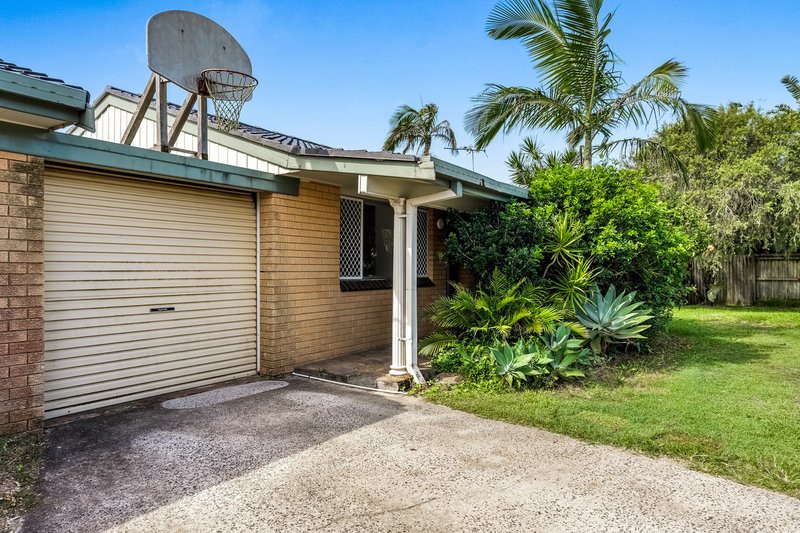 Photo - 7/30-32 Byron Street, Lennox Head NSW 2478 - Image 2